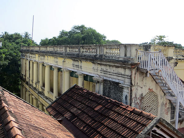 Fundraising to renovate of the theosophical society building in Adyar