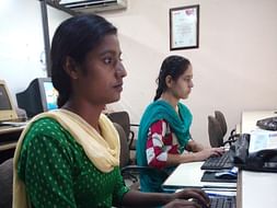 simarjit want to buy new computer for her practice at home