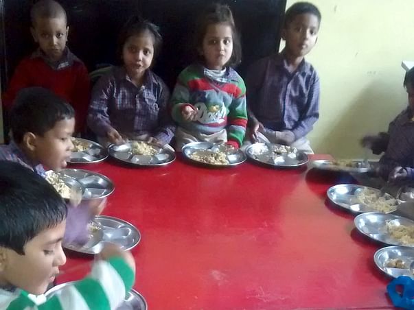 Help-with-Mid-Day-Meal-for Children