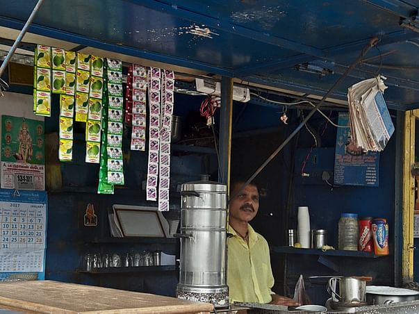 Help Tea shop guy daughter's education - Pursuing Medicine