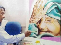 Help the 90s renowned artist Vinod Mangeshkar to repay his debts.