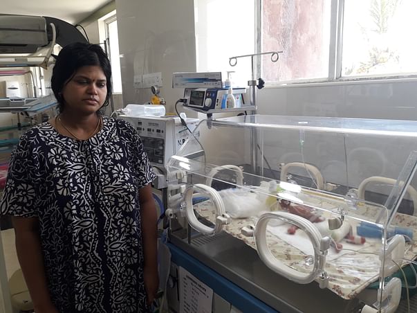 Help twins of Parameshwari get ventilator support
