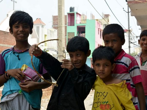 Help Distribute Study Lights To Children Living In Slums