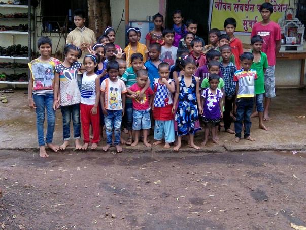 Making a Shelter for Orphan Street Kids
