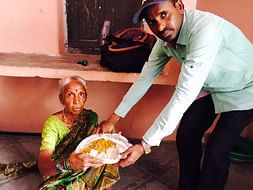 Help feed The Hungry,
elderly homeless.