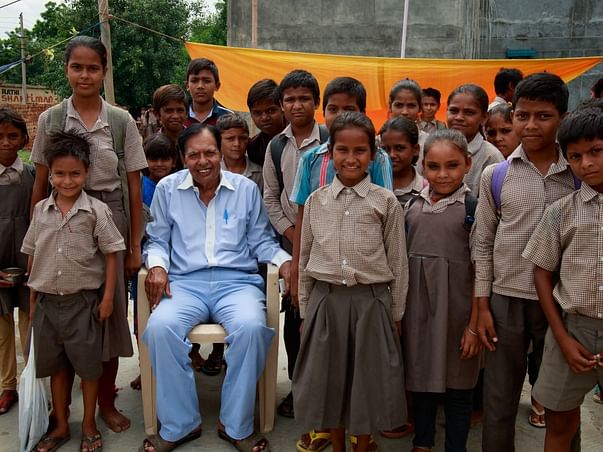 Help This 72-year-old Engineer Build A Roof For 490 Children