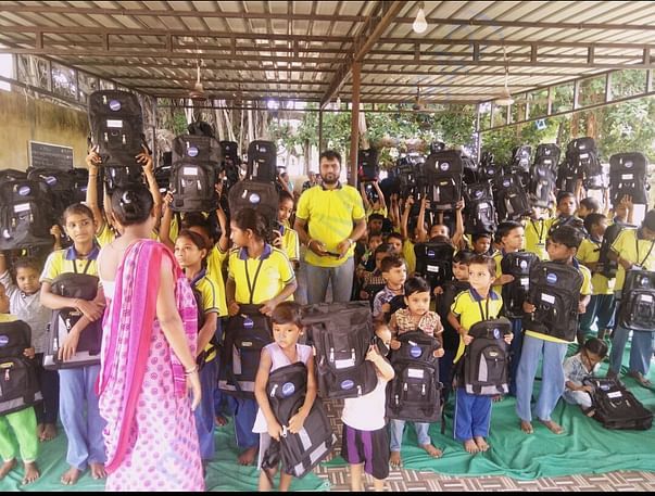 Distribution at Ropad school