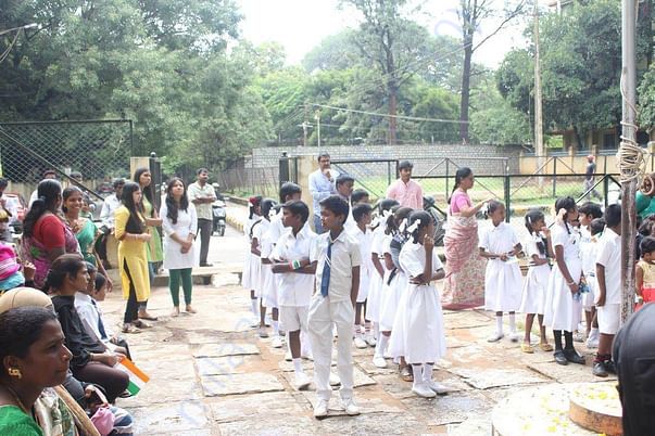 Students & Volunteers