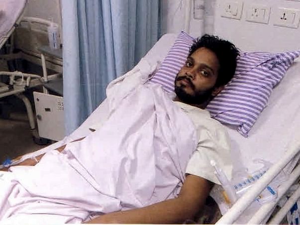 Help 23-year-old Khairul beat Vertebral tumor