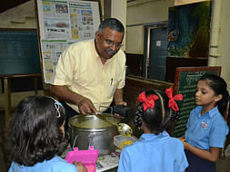 Sponsor nutritious meal to underprivileged school kid for Rs. 2 a meal