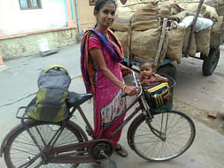 Help fund beautician & single mom Sathiya's entrepreneurial dream!