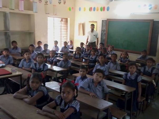 Help the students of Rural Mahudha for Mobile Library.