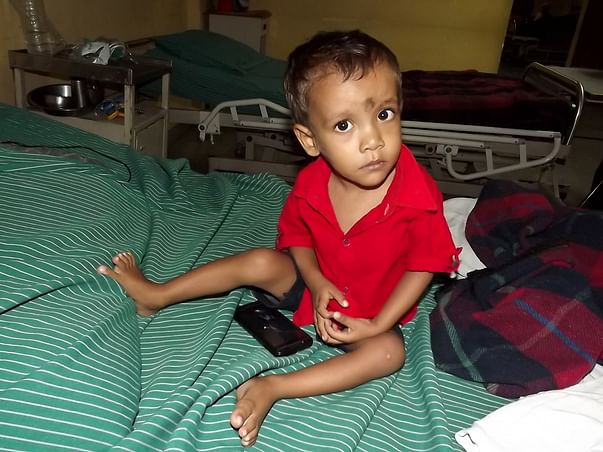 2-year-old Sayan is suffering from heart disease and needs our help