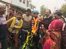 Help Govind in cycling the length and breadth of India