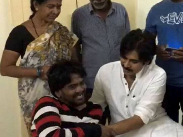 Satish Injured During The Attarintiki Daredi Movie Needs Your Help