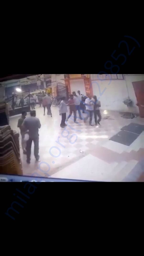 Chakradhar attacking Harish