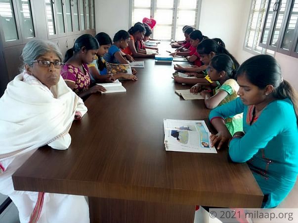 Save This 62-Year-Old Who Dedicated Her Life To Helping People