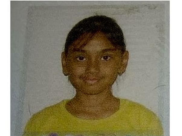 Help single parent - Megha educate her daughter.
