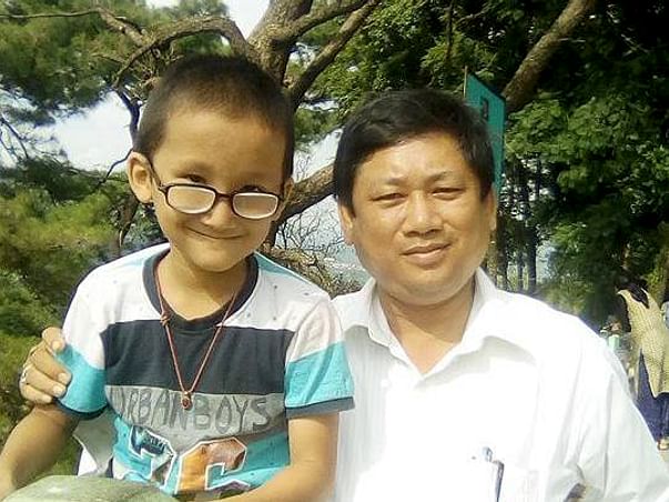 Help Kidney Patient Digantar Deka Survive.