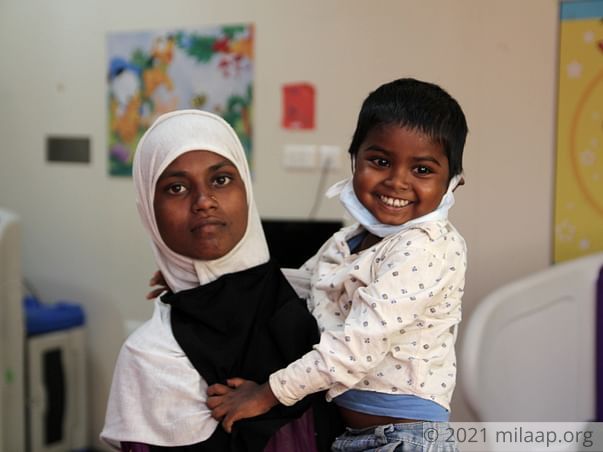 This Single Mother Is Struggling To Save Her Child From Cancer