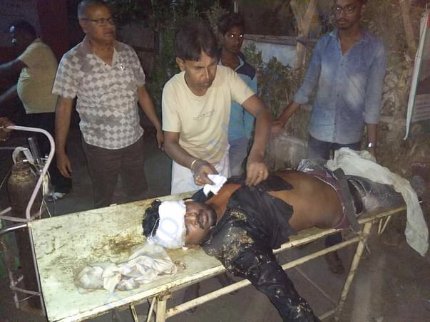 see How badly he is beaten plzz save Ravi