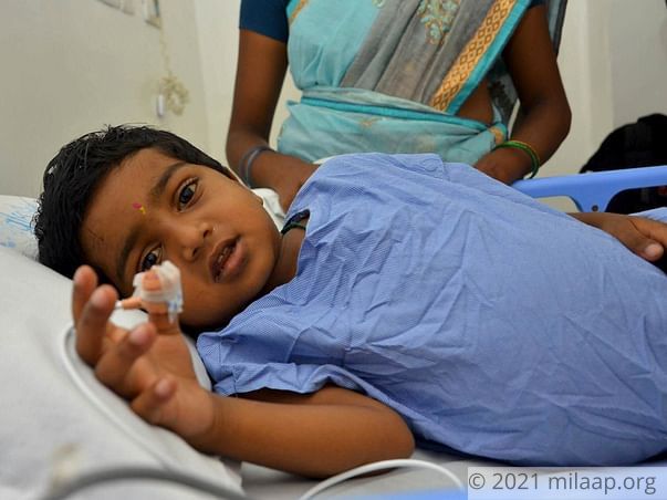3-year-old Cries Through The Night In Pain Because Of Her Dying Liver