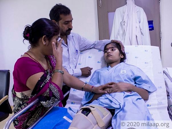 Laborer Begs At Every Doorstep To Save His Daughter From Bone Cancer