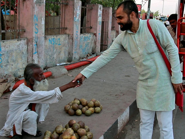 Help Sharad provide dignity and livelihood to the beggars of Lucknow