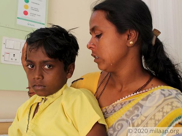 8-year-old Body Has Been Pricked So Much With Needles, Can't Find Vein