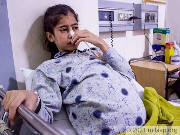 12-year-old's Painful Swollen Tummy Makes Her Starve