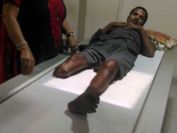 Help Naresh Fight and Stand Up