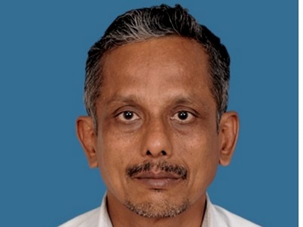 Help Radhakrishnan Fund His Children's Education.