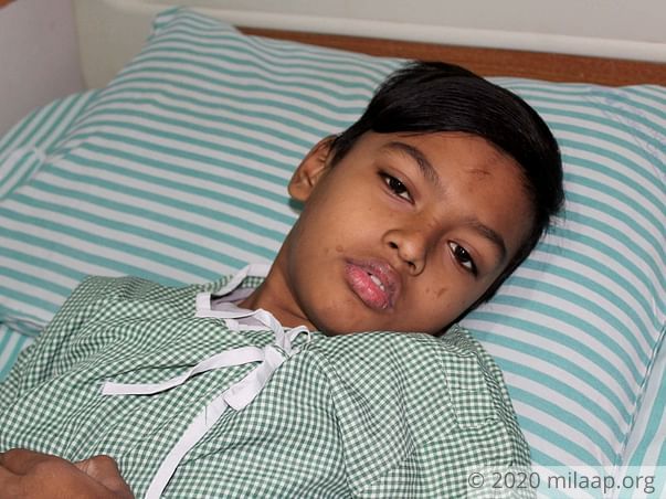 Security Guard Has Nothing Left To Save His 13-Year-Old From Cancer