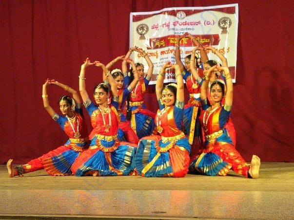 Performance by the Students of "Hejje-Gejje"