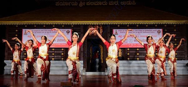 Performance by Hejje-Gejje students during the inaugural event