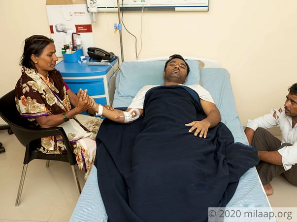Daily Wager Struggles In A Strange City To Save Only Son From Cancer