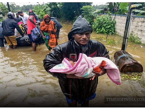 HELP KERALA FLOOD AFFECTED PEOPLE