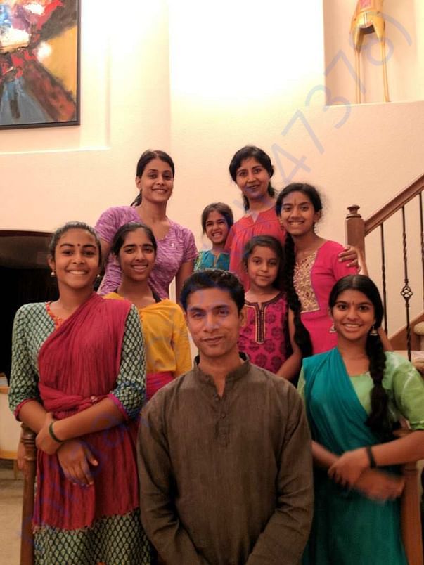 Venkatakrishnan with his disciples.