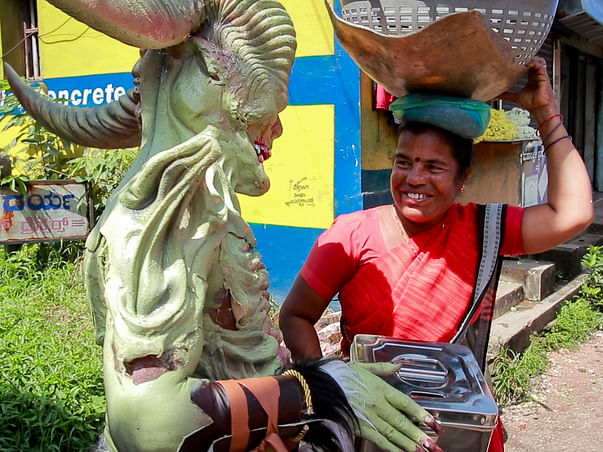 Help The Costume Man To Save Sick Children