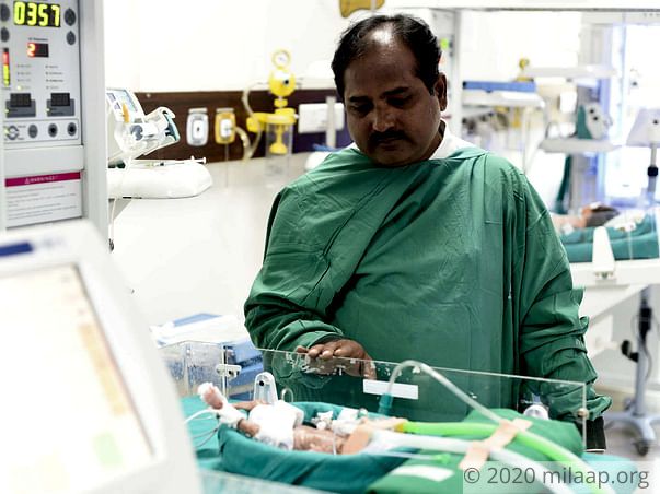 21-Day-Old Baby Girl Who Weighs Only 580 grams Needs Urgent Help