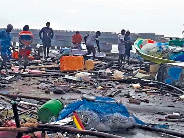 Help Gaja Cyclone Victims in Nagapattinam