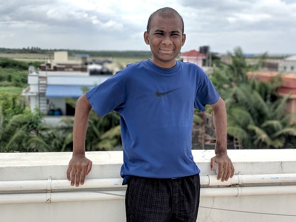 Help parentless Pravin to undergo treatment