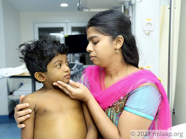 Tea Seller's 8-Year-Old Daughter Has Only 4 Days Left For Transplant