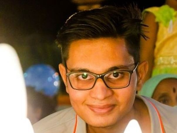 Help Me Buy A Lens And Excel In Studies