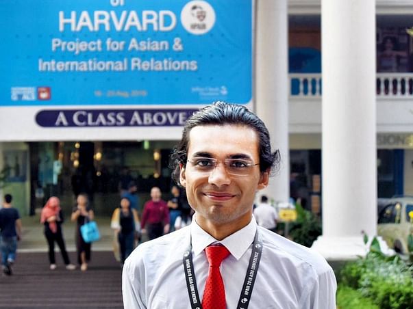 Help Vedang attend World Business Dialogue at Germany