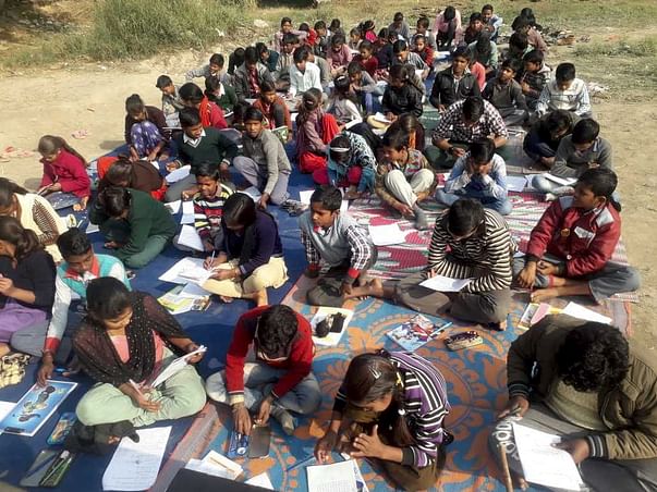 Help Satyendra Build Mobile School for Poor Students