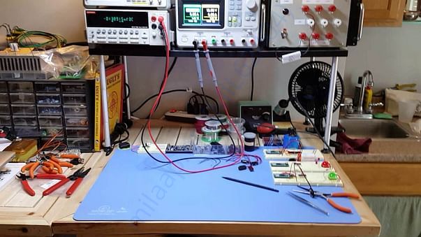 Electrical test beanch
