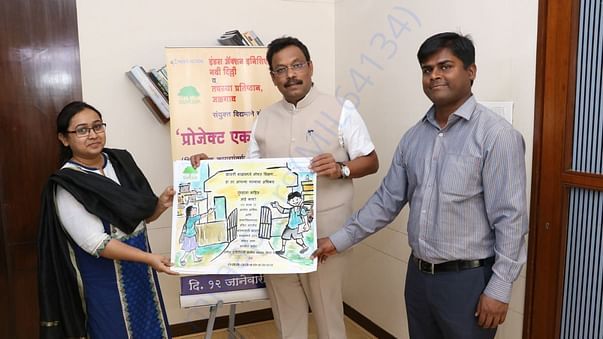 Hon. Vinod Tawde, Edu. Minister of Maharashtra Inaugurating Campaign