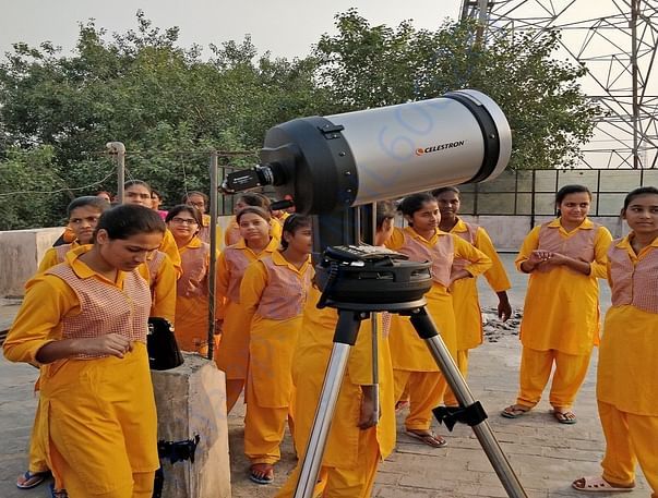 Astronomy event in charitable schools