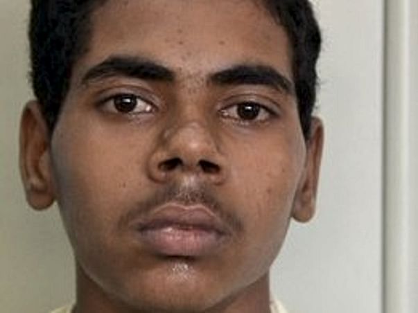 Rakesh Prasad of age 20 suffering from mouth cancer